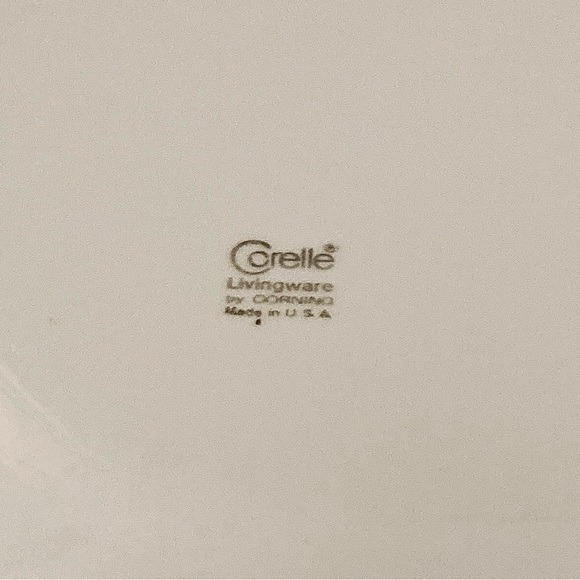 Vintage 1970”s Corelle Livingware Butterfly Gold Salad Plates - Picture 5 of 5
